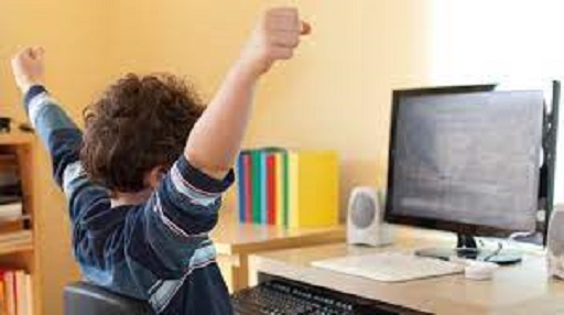 The good expression of when the student achieves his objectives studying online